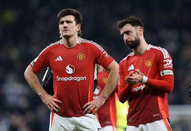 1739780365630029697.jpg 5.jpg