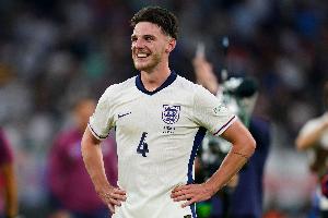 比赛结果-状态火热！赖斯本月为阿森纳&amp;英格兰出战6场，贡献2球3助攻