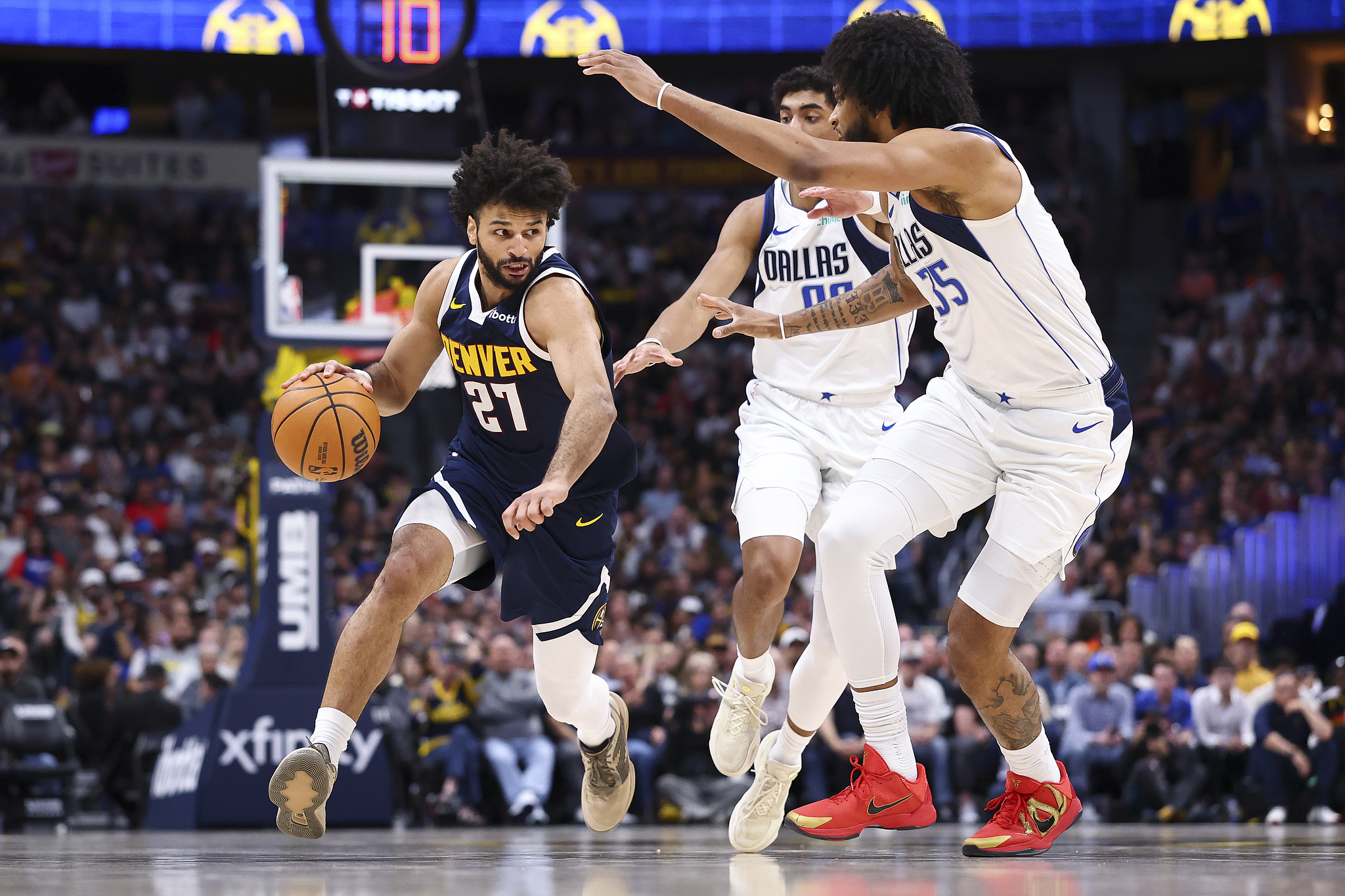 比赛结果-穆雷53+6约基奇23+21+19 掘金险胜独行侠豪取4连胜